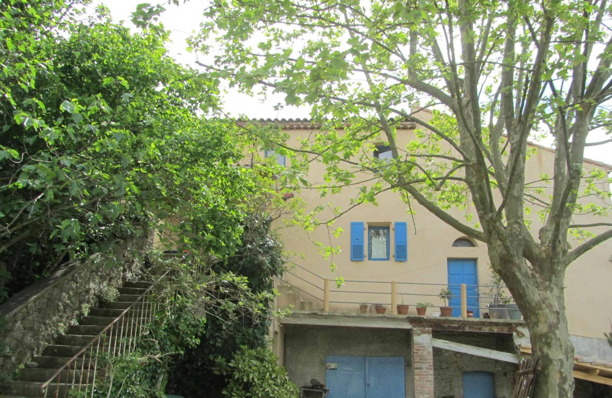La Colline Bleue Bed and Breakfast Banne Exteriör bild