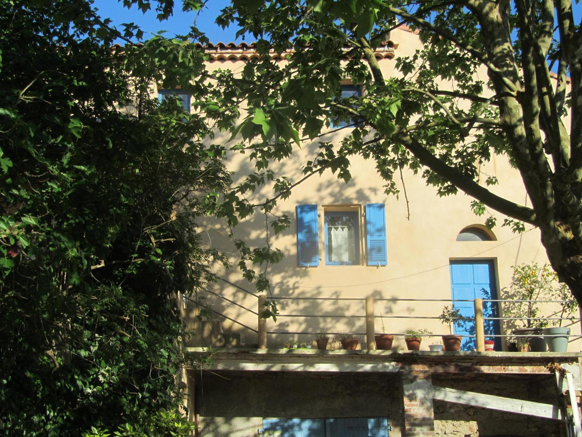 La Colline Bleue Bed and Breakfast Banne Exteriör bild